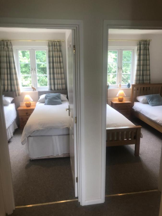 Liming Lodge - Lakeside Home In The Cotswolds 南塞尔尼 外观 照片